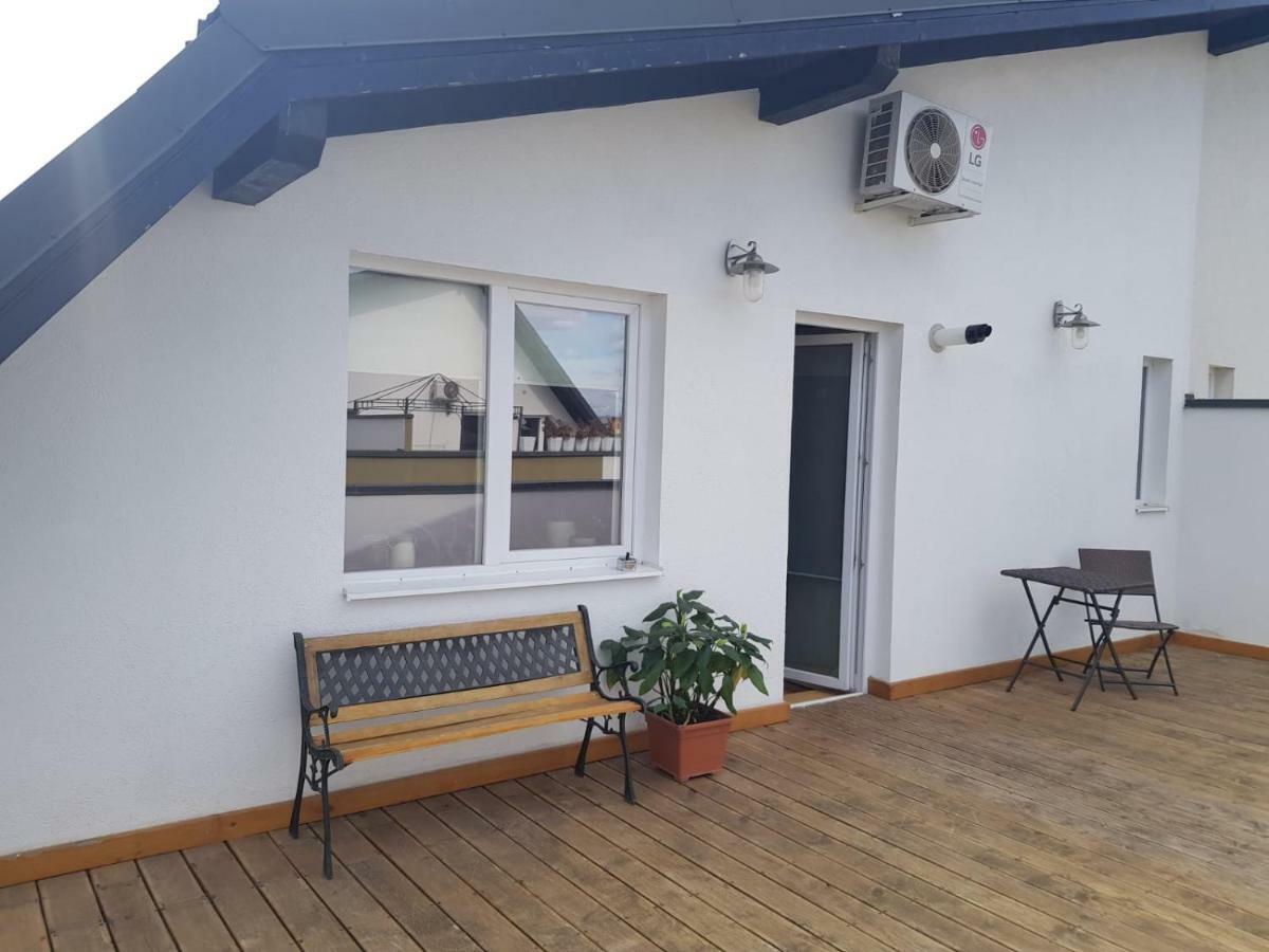 Leisure Apartmens Brasov Leilighet Eksteriør bilde